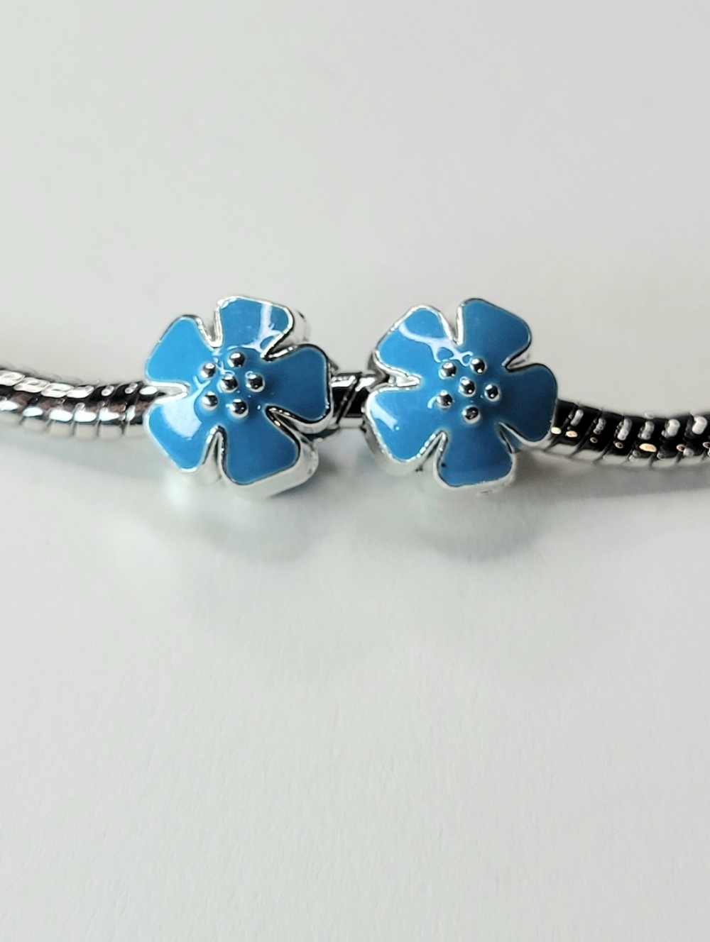 NWT For Pandora Style Charm Bracelets TWO Chunky Blue And Silver Flower Beads